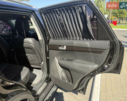 Черный Киа Соренто, объемом двигателя 2.2 л и пробегом 183 тыс. км за 13500 $, фото 13 на Automoto.ua