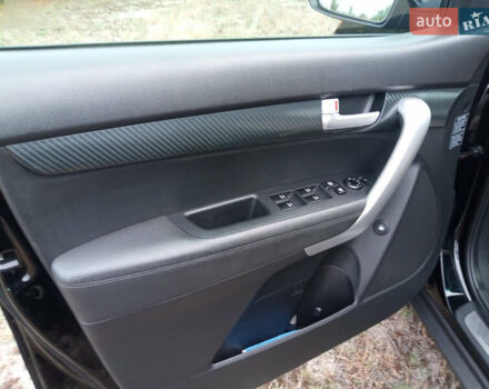 Черный Киа Соренто, объемом двигателя 2.2 л и пробегом 123 тыс. км за 13800 $, фото 16 на Automoto.ua