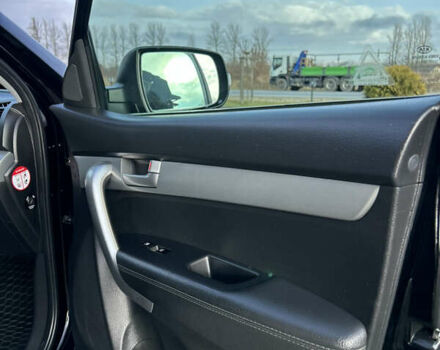 Черный Киа Соренто, объемом двигателя 2.2 л и пробегом 215 тыс. км за 13700 $, фото 92 на Automoto.ua