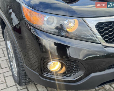 Черный Киа Соренто, объемом двигателя 2.2 л и пробегом 247 тыс. км за 11750 $, фото 17 на Automoto.ua