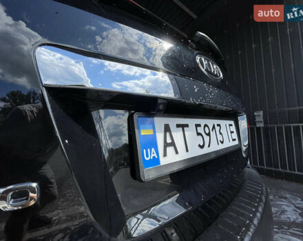 Чорний Кіа Соренто, об'ємом двигуна 2.4 л та пробігом 100 тис. км за 11500 $, фото 11 на Automoto.ua