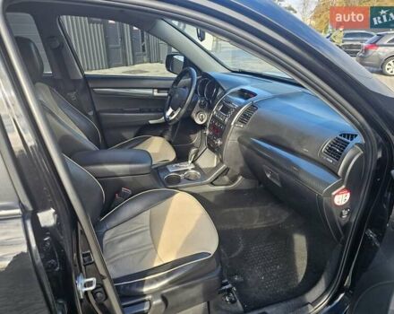 Киа Соренто 2011 в Луцке на Automoto.ua Черный Киа Соренто, объемом двигателя 2.2 л и пробегом 275 тыс. км за 12500 $, фото 4 на Automoto.ua