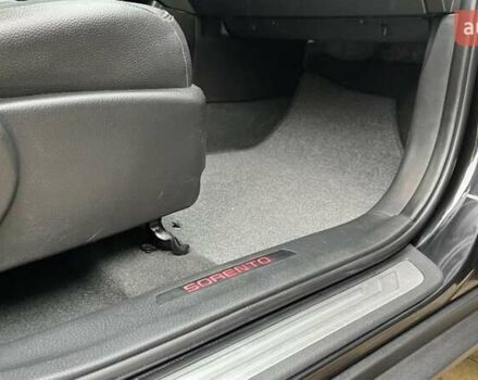 Черный Киа Соренто, объемом двигателя 2.2 л и пробегом 173 тыс. км за 13448 $, фото 54 на Automoto.ua