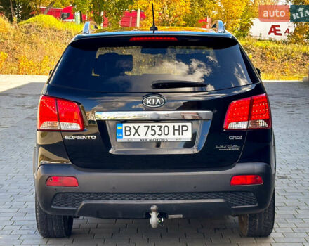 Чорний Кіа Соренто, об'ємом двигуна 2.2 л та пробігом 250 тис. км за 13333 $, фото 4 на Automoto.ua
