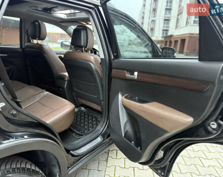 Чорний Кіа Соренто, об'ємом двигуна 2.2 л та пробігом 215 тис. км за 13150 $, фото 43 на Automoto.ua