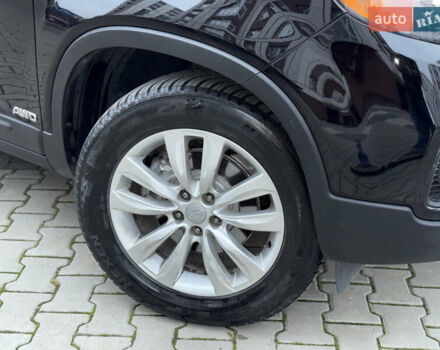 Чорний Кіа Соренто, об'ємом двигуна 2.2 л та пробігом 215 тис. км за 13150 $, фото 46 на Automoto.ua