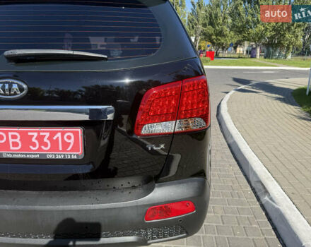 Черный Киа Соренто, объемом двигателя 2.2 л и пробегом 183 тыс. км за 13500 $, фото 8 на Automoto.ua