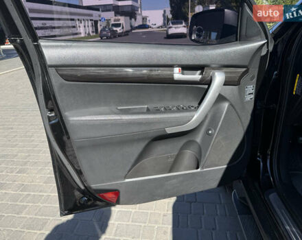 Черный Киа Соренто, объемом двигателя 2.2 л и пробегом 183 тыс. км за 13500 $, фото 19 на Automoto.ua