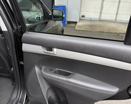 Чорний Кіа Соренто, об'ємом двигуна 2.2 л та пробігом 284 тис. км за 12900 $, фото 6 на Automoto.ua