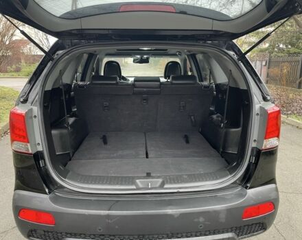 Черный Киа Соренто, объемом двигателя 2.2 л и пробегом 247 тыс. км за 11999 $, фото 8 на Automoto.ua