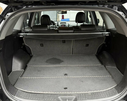 Чорний Кіа Соренто, об'ємом двигуна 2.2 л та пробігом 284 тис. км за 12900 $, фото 4 на Automoto.ua