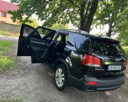 Чорний Кіа Соренто, об'ємом двигуна 2.4 л та пробігом 195 тис. км за 12500 $, фото 14 на Automoto.ua