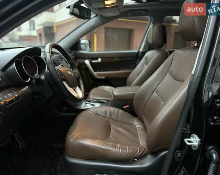 Чорний Кіа Соренто, об'ємом двигуна 2.2 л та пробігом 215 тис. км за 13150 $, фото 24 на Automoto.ua