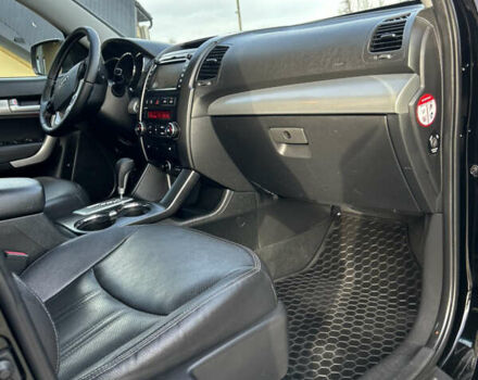 Черный Киа Соренто, объемом двигателя 2.2 л и пробегом 215 тыс. км за 13700 $, фото 90 на Automoto.ua