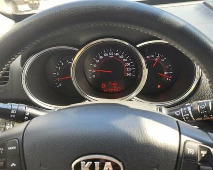 Черный Киа Соренто, объемом двигателя 2.2 л и пробегом 240 тыс. км за 12999 $, фото 30 на Automoto.ua