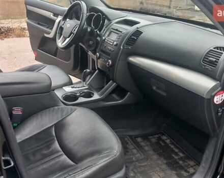 Чорний Кіа Соренто, об'ємом двигуна 2.36 л та пробігом 122 тис. км за 12000 $, фото 14 на Automoto.ua