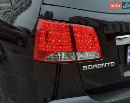 Чорний Кіа Соренто, об'ємом двигуна 2.2 л та пробігом 215 тис. км за 13150 $, фото 60 на Automoto.ua