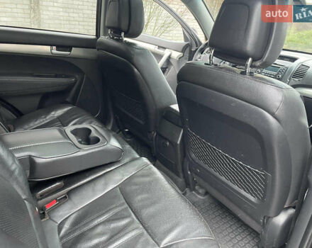 Чорний Кіа Соренто, об'ємом двигуна 2.2 л та пробігом 247 тис. км за 11999 $, фото 18 на Automoto.ua