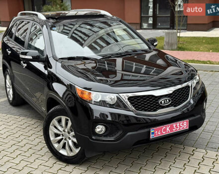 Чорний Кіа Соренто, об'ємом двигуна 2.2 л та пробігом 215 тис. км за 13150 $, фото 12 на Automoto.ua