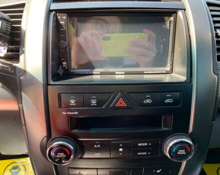 Черный Киа Соренто, объемом двигателя 2.2 л и пробегом 257 тыс. км за 13850 $, фото 10 на Automoto.ua