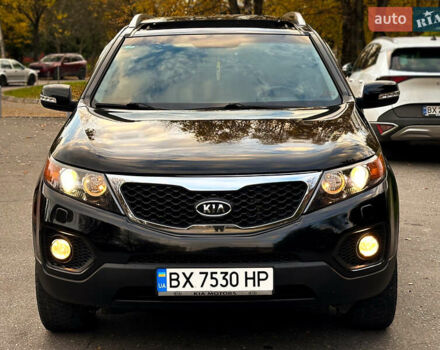 Чорний Кіа Соренто, об'ємом двигуна 2.2 л та пробігом 250 тис. км за 12999 $, фото 1 на Automoto.ua