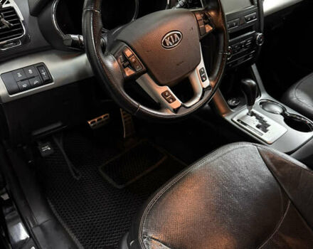 Чорний Кіа Соренто, об'ємом двигуна 2.2 л та пробігом 284 тис. км за 12900 $, фото 22 на Automoto.ua