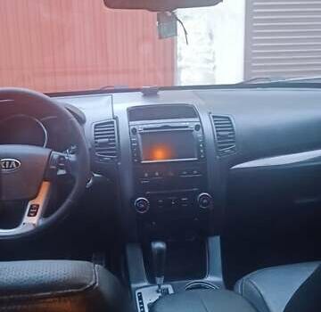 Черный Киа Соренто, объемом двигателя 2.2 л и пробегом 266 тыс. км за 13700 $, фото 2 на Automoto.ua
