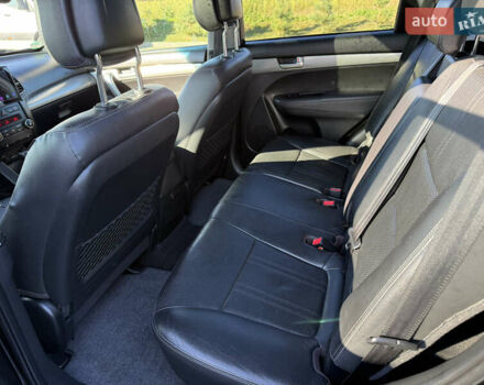 Черный Киа Соренто, объемом двигателя 2.2 л и пробегом 207 тыс. км за 13700 $, фото 12 на Automoto.ua