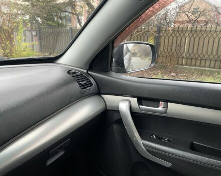 Черный Киа Соренто, объемом двигателя 2.2 л и пробегом 247 тыс. км за 11999 $, фото 15 на Automoto.ua