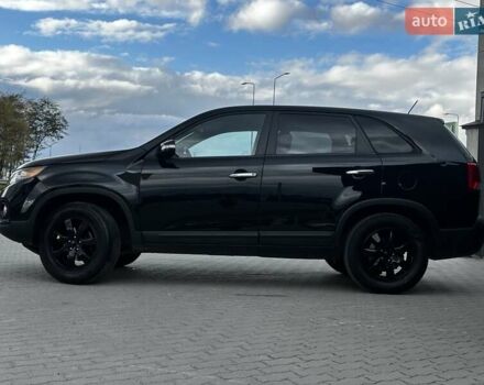 Киа Соренто 2012 в Львове на Automoto.ua Черный Киа Соренто, объемом двигателя 2.4 л и пробегом 270 тыс. км за 9599 $, фото 4 на Automoto.ua