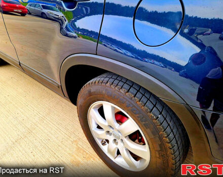 Черный Киа Соренто, объемом двигателя 2.4 л и пробегом 201 тыс. км за 11500 $, фото 9 на Automoto.ua