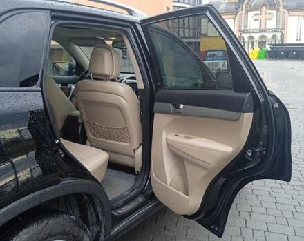 Чорний Кіа Соренто, об'ємом двигуна 2.2 л та пробігом 233 тис. км за 13999 $, фото 28 на Automoto.ua