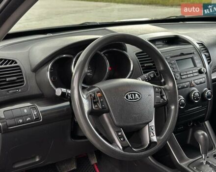 Киа Соренто 2012 в Львове на Automoto.ua Черный Киа Соренто, объемом двигателя 2.4 л и пробегом 270 тыс. км за 9599 $, фото 17 на Automoto.ua