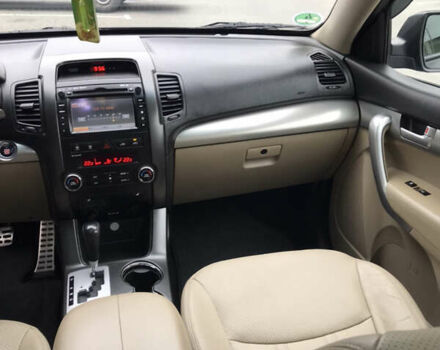 Черный Киа Соренто, объемом двигателя 2.2 л и пробегом 169 тыс. км за 16400 $, фото 35 на Automoto.ua