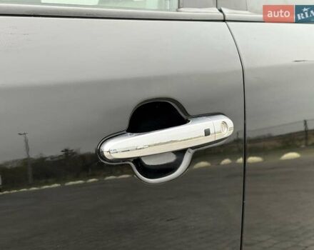 Чорний Кіа Соренто, об'ємом двигуна 2.2 л та пробігом 213 тис. км за 14499 $, фото 60 на Automoto.ua