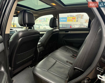 Чорний Кіа Соренто, об'ємом двигуна 2.2 л та пробігом 251 тис. км за 13900 $, фото 10 на Automoto.ua