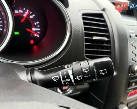 Чорний Кіа Соренто, об'ємом двигуна 2.2 л та пробігом 213 тис. км за 14499 $, фото 29 на Automoto.ua