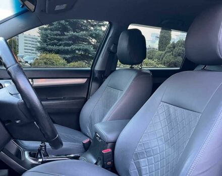 Черный Киа Соренто, объемом двигателя 2.4 л и пробегом 93 тыс. км за 12300 $, фото 8 на Automoto.ua