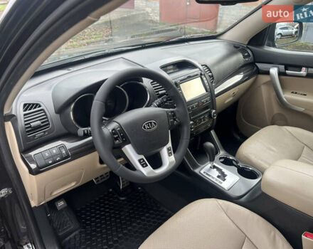 Черный Киа Соренто, объемом двигателя 2.2 л и пробегом 203 тыс. км за 15500 $, фото 15 на Automoto.ua