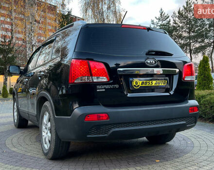 Черный Киа Соренто, объемом двигателя 2.36 л и пробегом 93 тыс. км за 12300 $, фото 4 на Automoto.ua