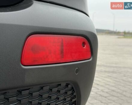 Чорний Кіа Соренто, об'ємом двигуна 2.2 л та пробігом 213 тис. км за 14499 $, фото 73 на Automoto.ua