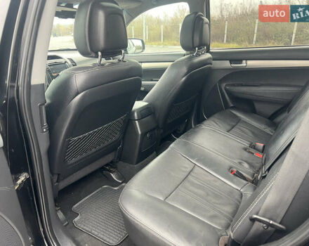 Черный Киа Соренто, объемом двигателя 2.2 л и пробегом 199 тыс. км за 15500 $, фото 16 на Automoto.ua