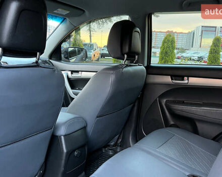 Черный Киа Соренто, объемом двигателя 2.36 л и пробегом 93 тыс. км за 12300 $, фото 19 на Automoto.ua