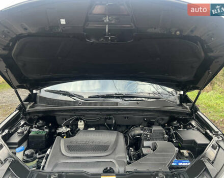 Черный Киа Соренто, объемом двигателя 2.2 л и пробегом 203 тыс. км за 15500 $, фото 42 на Automoto.ua