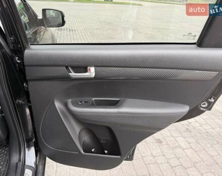 Чорний Кіа Соренто, об'ємом двигуна 2.2 л та пробігом 213 тис. км за 14499 $, фото 49 на Automoto.ua