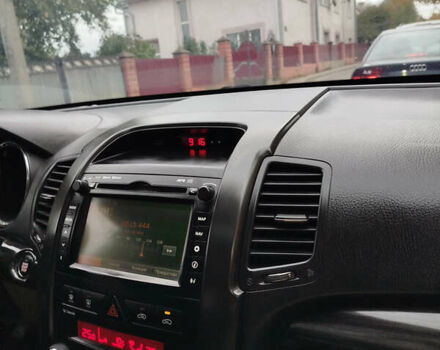 Киа Соренто 2012 в Черновцах на Automoto.ua Черный Киа Соренто, объемом двигателя 2.2 л и пробегом 203 тыс. км за 15500 $, фото 6 на Automoto.ua