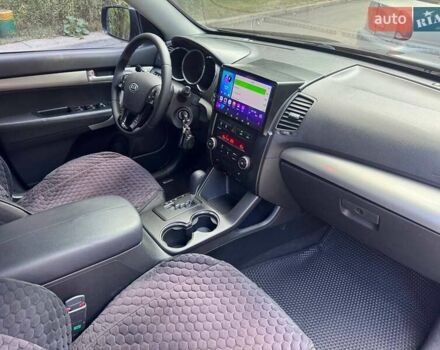 Черный Киа Соренто, объемом двигателя 2.2 л и пробегом 251 тыс. км за 13500 $, фото 13 на Automoto.ua