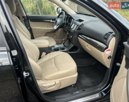 Черный Киа Соренто, объемом двигателя 2.2 л и пробегом 203 тыс. км за 15500 $, фото 33 на Automoto.ua