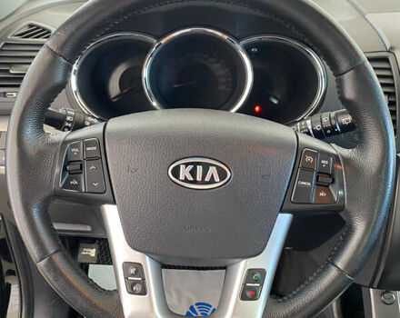 Чорний Кіа Соренто, об'ємом двигуна 2.2 л та пробігом 153 тис. км за 15450 $, фото 8 на Automoto.ua