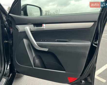 Черный Киа Соренто, объемом двигателя 2.2 л и пробегом 199 тыс. км за 15500 $, фото 24 на Automoto.ua